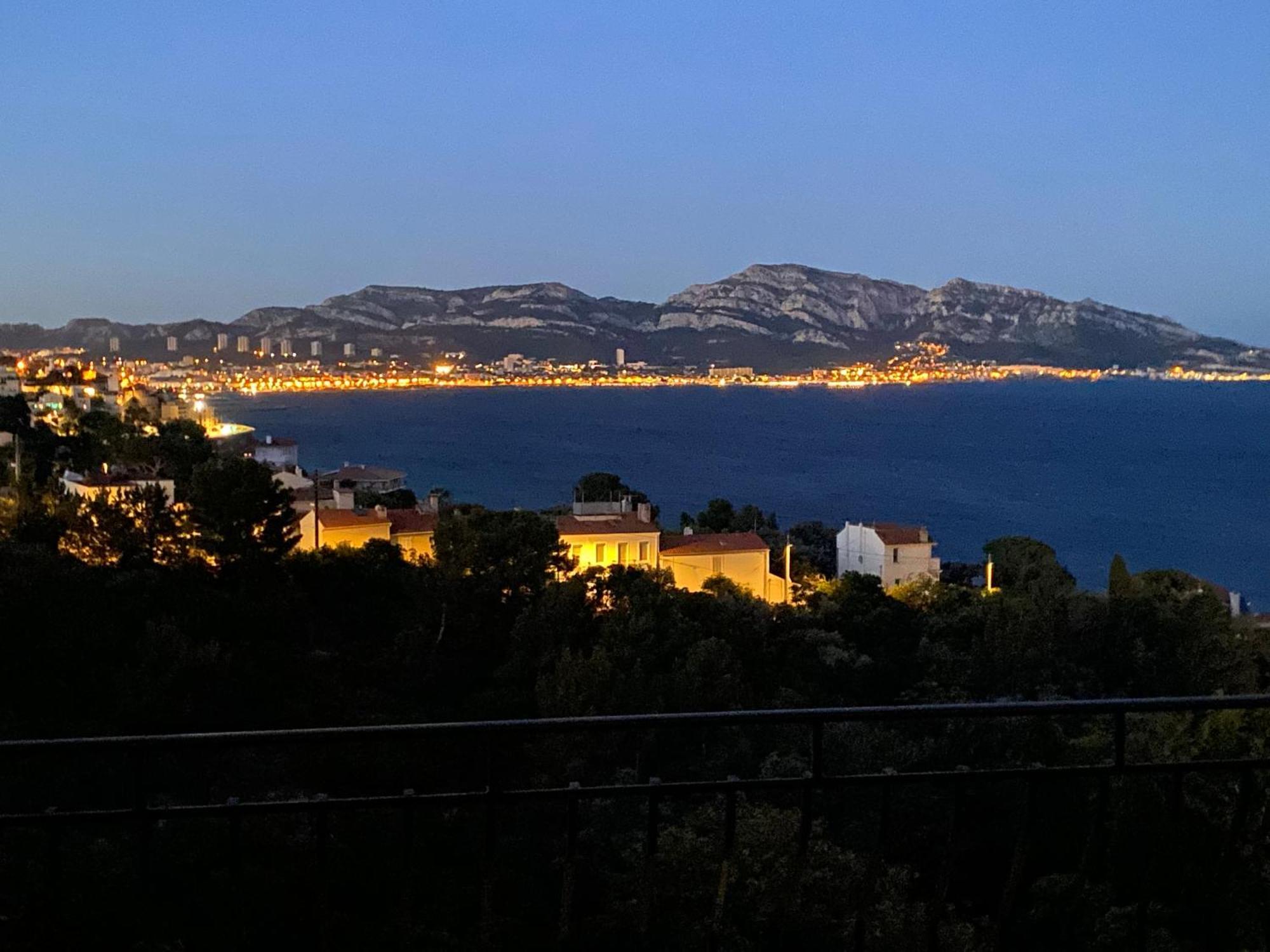 Апартаменти Vu Sur Mer Corniche Марсель Екстер'єр фото